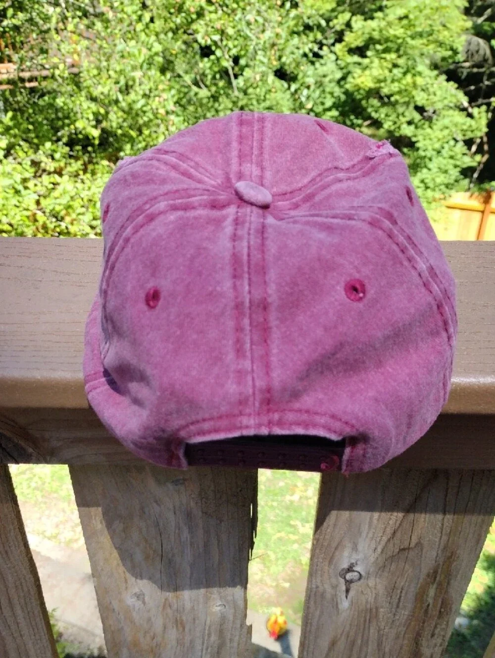Distressed Washed Baseball Cap - Burgundy